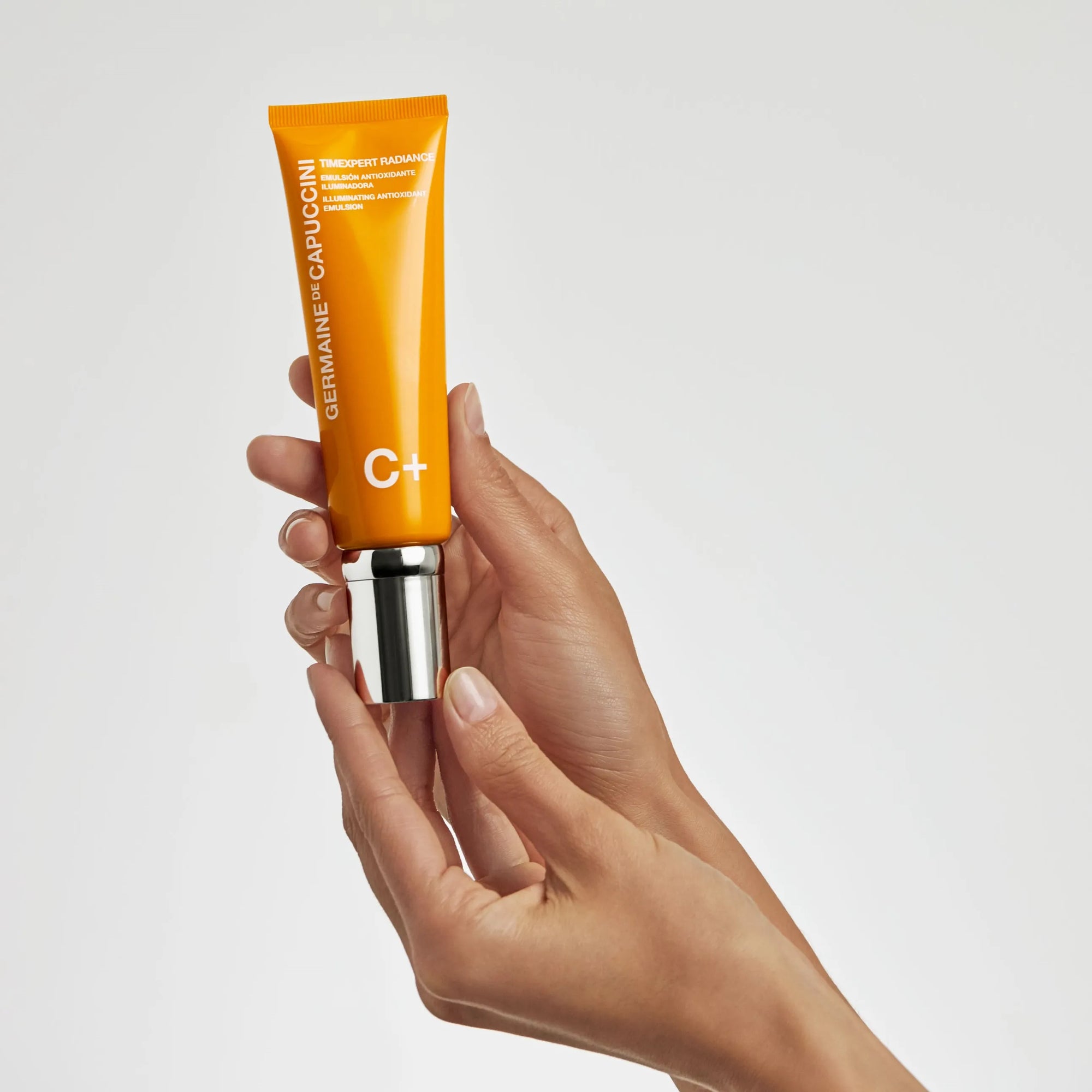 Germaine de capuccini timexpert radiance Emulsión Antioxidante Iluminadora C+ 50ml + Contorno de Ojos Antioxidante Iluminador C+ 15ml 2 Timeless Timexpert Radiance C+ Emulsión- Centro de Estética Itziar y Mariángeles