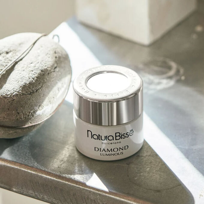 DIAMOND LUMINOUS PERFECTING CREAM - Centro de Estética Itziar y Mariángeles