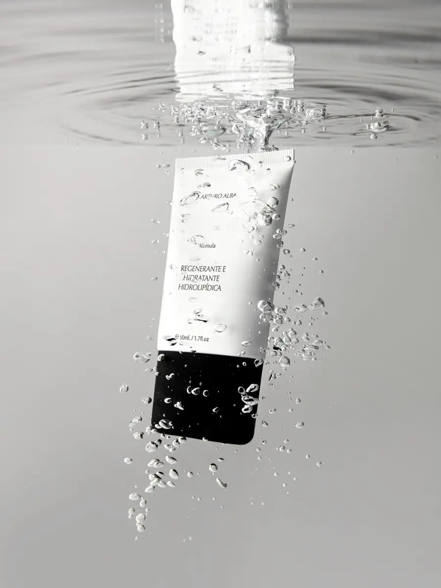 Regenerierend an Hydratéierend Hydrolipidesch