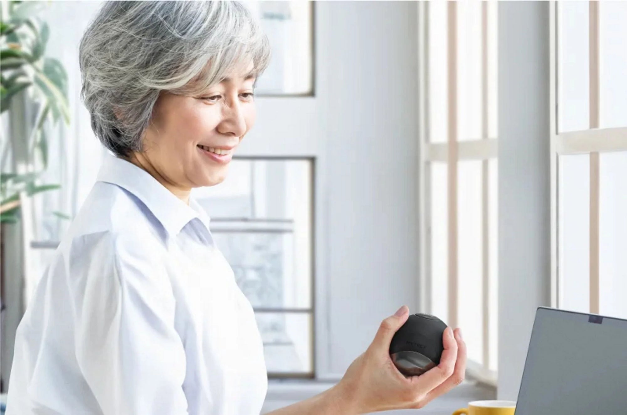 Elexa Hand — Entrenament de força d'agarre amb EMS 