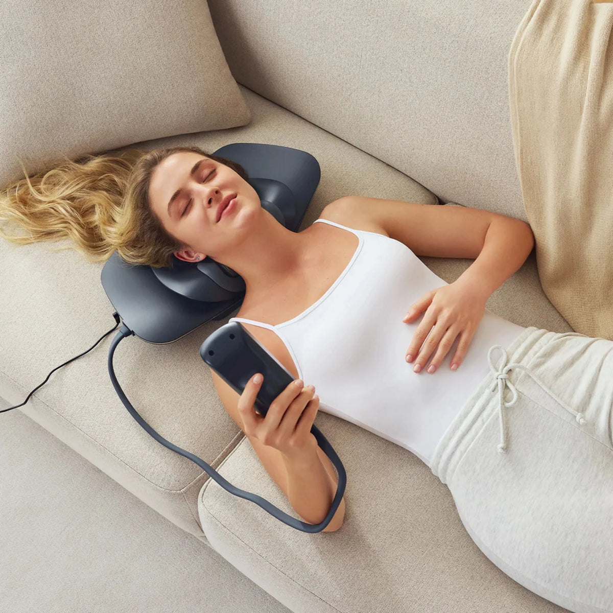 Medi Neck — Tração cervical, EMS e calor para um bem-estar profundo