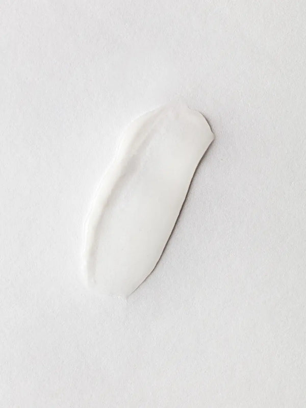 REGENERIEREND UND FEUCHTIGKEITSSPENDEND HYDROLIPIDISCH 