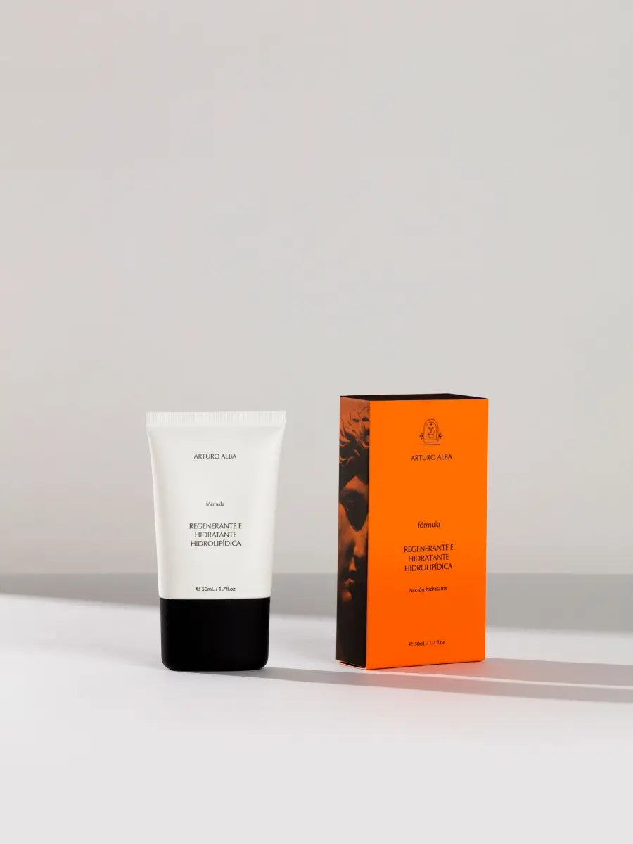 REGENERATING AND HYDRATING HYDROLIPIDIC 